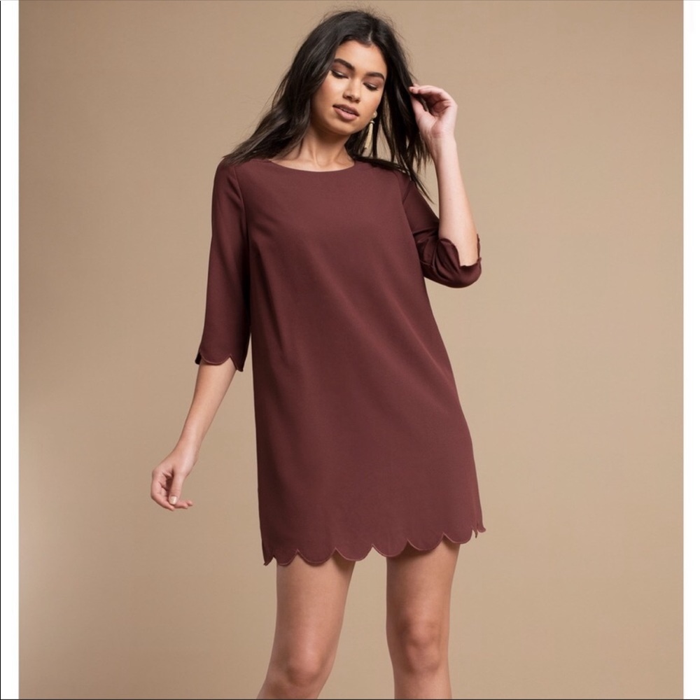 TOBI Scallop Shift Dress Maroon Red Small Keyhole Half Short Sleeve